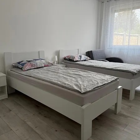 Vendégház Lg *