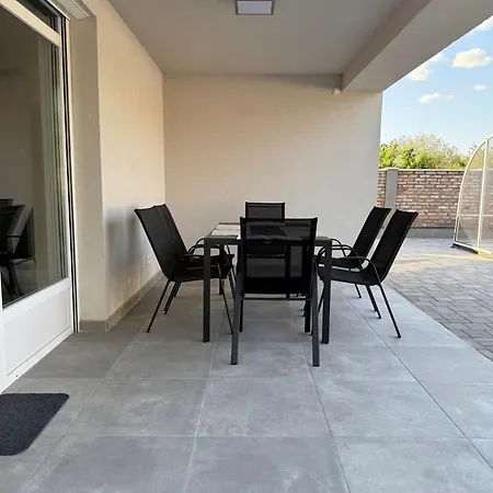 Guest house Lg *
